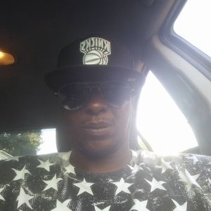 Meet your Posher, Quincy